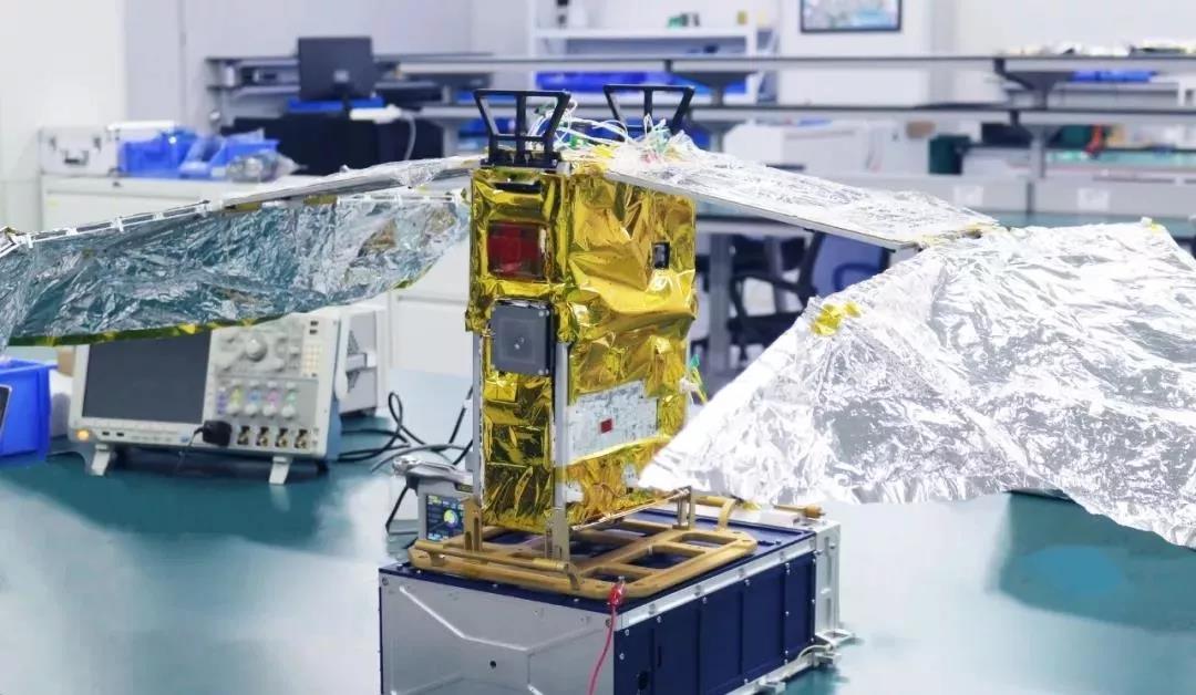 星空online入口超级电容2019年星箭分离成功！
